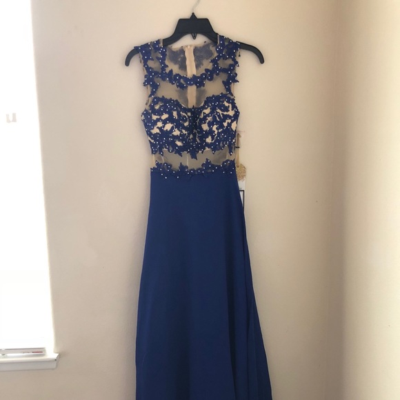 Prom dress - Picture 5 of 5